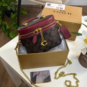 Brown & Burgundyكوتش مع الملحقات